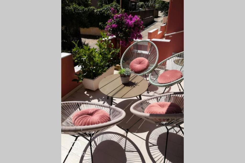 Villa Lefko'S House- Contemporary, Fully Renovated House Kassiopi Exterior foto
